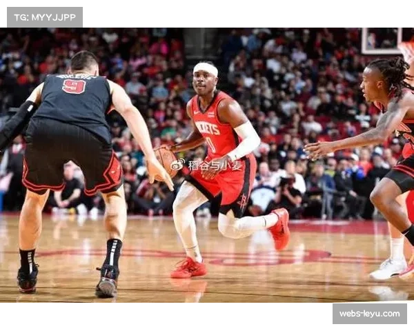 霍勒迪关键罚球助力雄鹿胜出,个人砍下27分并贡献8次助攻 霍勒迪关键罚球助力雄鹿胜出,个人砍下27分并贡献8次助攻